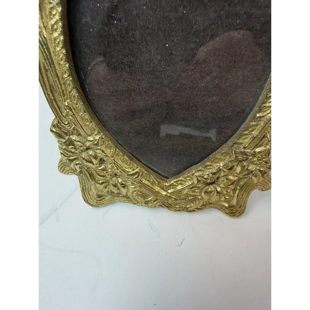 Brass Picture Photo Frame Heart Shape Floral Design Vintage Home Decor